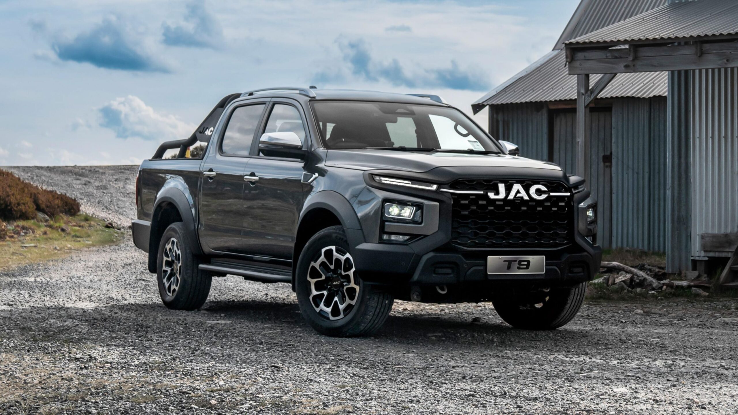 JAC T9
